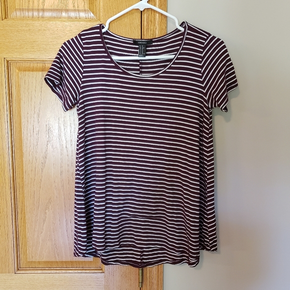 Forever 21 Tops - Forever 21 Short Sleeve Shirt